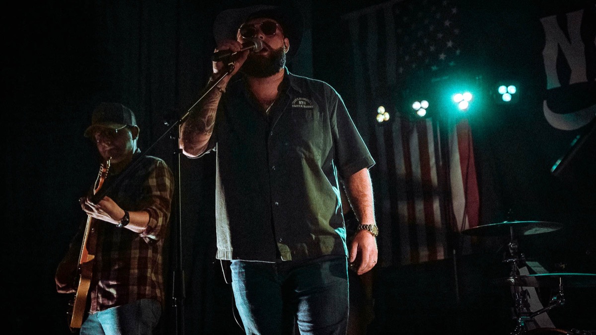 Next Stop Nashville performing live – modern country tribute band in the West Midlands