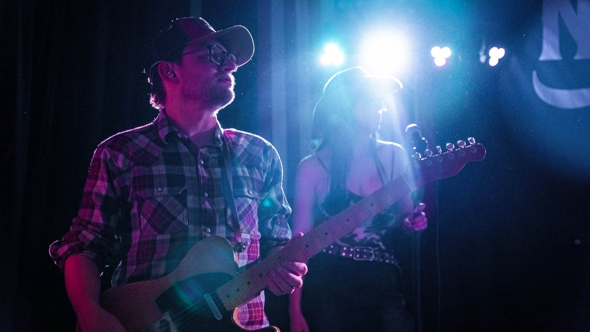 Next Stop Nashville performing live – modern country tribute band in the West Midlands